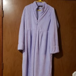 Stan Herman Robe
